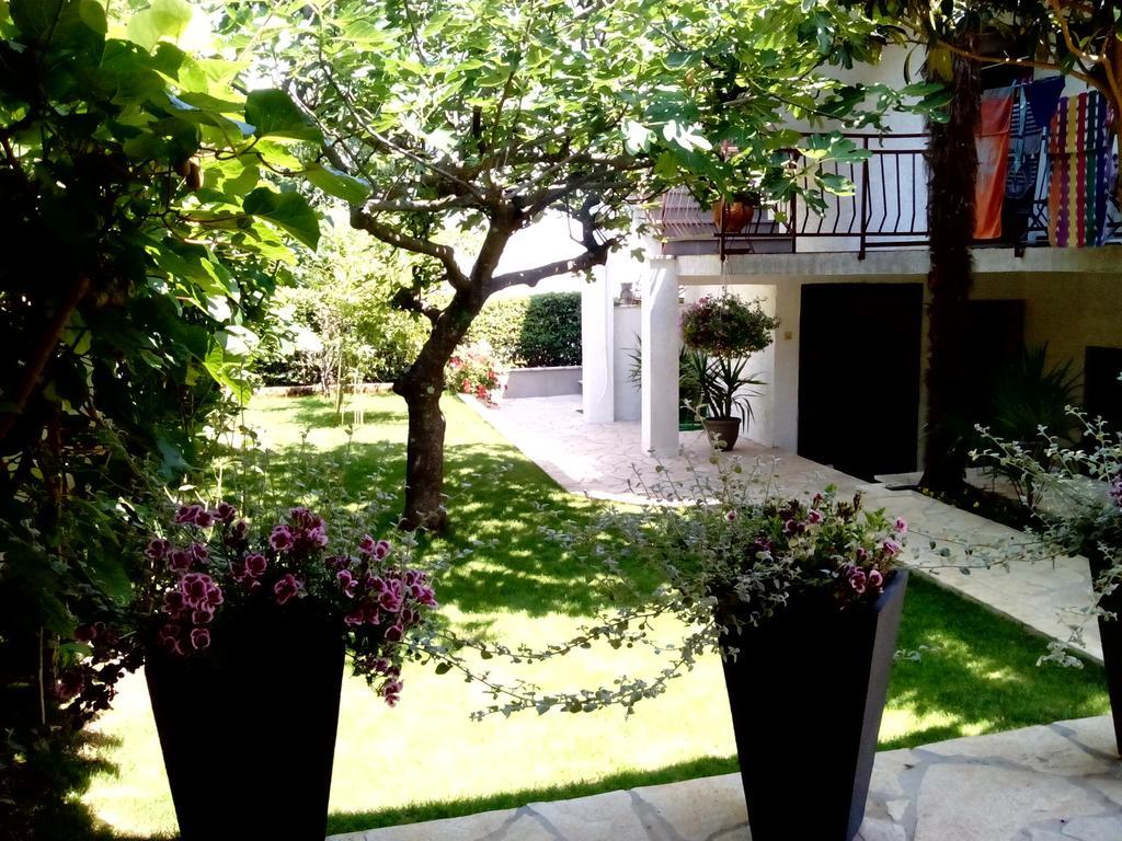 Apartments Peloza Poreč Rum bild