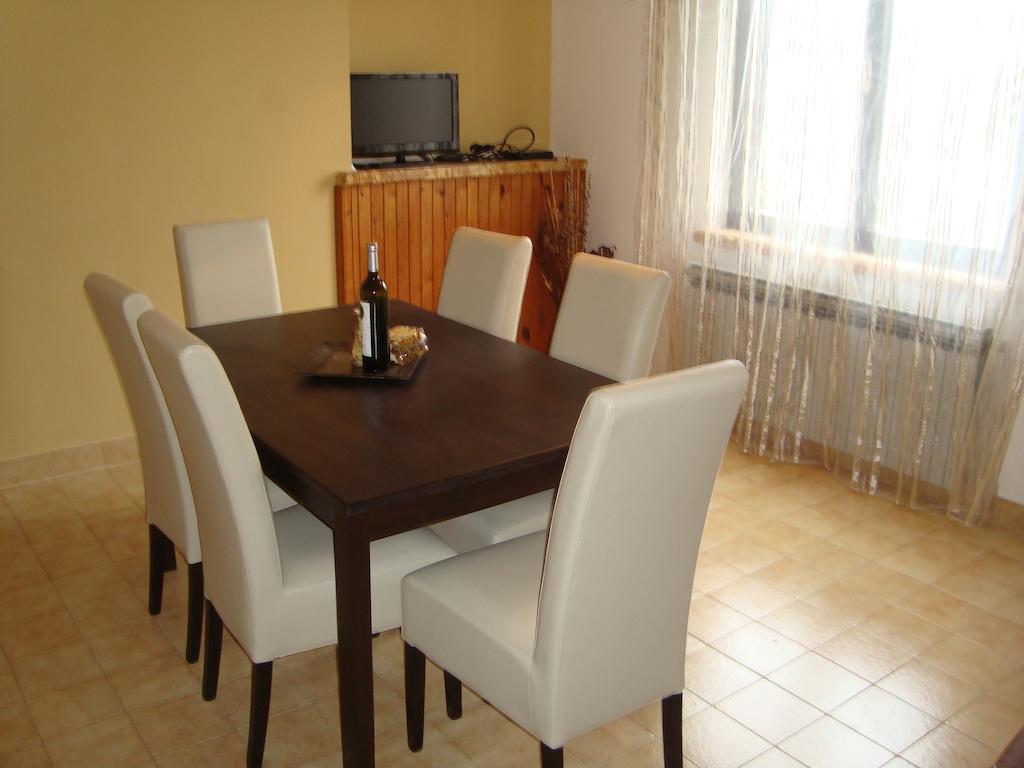 Apartments Peloza Poreč Rum bild